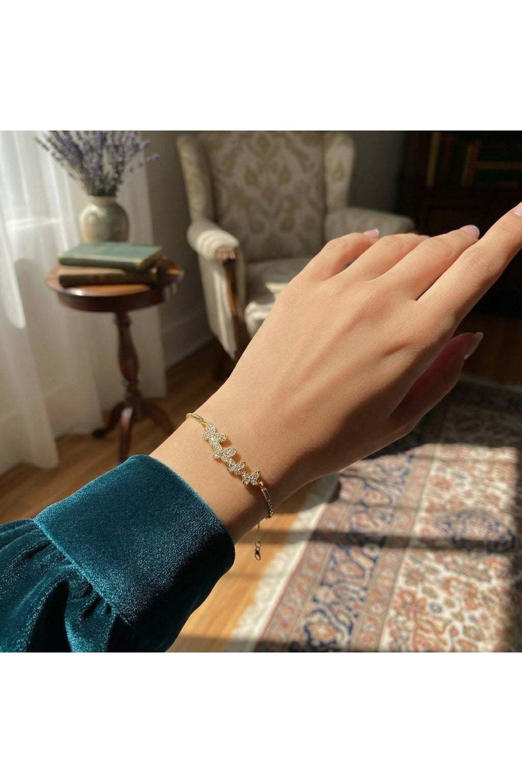 316L Kararmaz Çelik Gold Renk Kelebek Asansörlü Kadın Bileklik