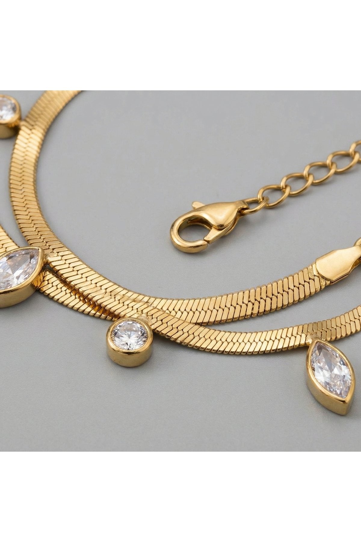 316L Kararmaz Çelik Gold Renk Taşlı Kadın Bileklik